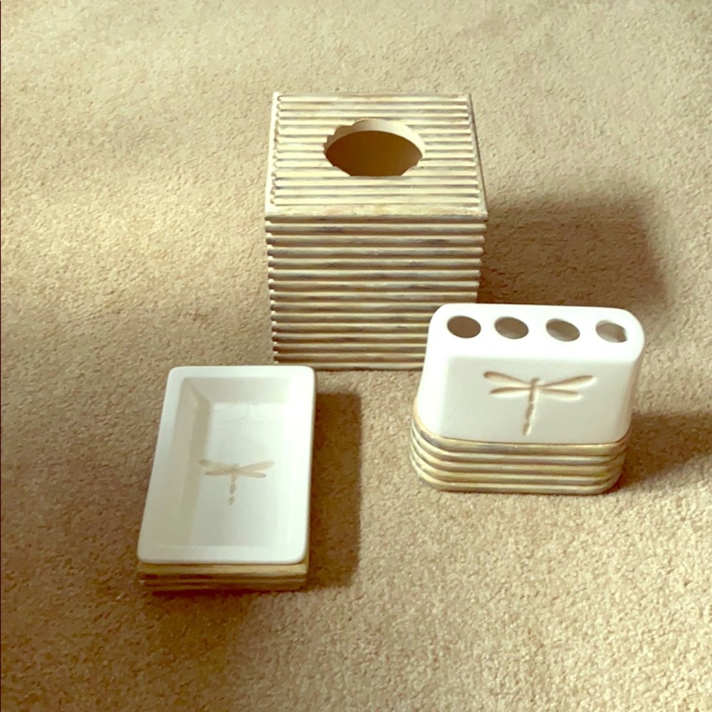Bathroom set